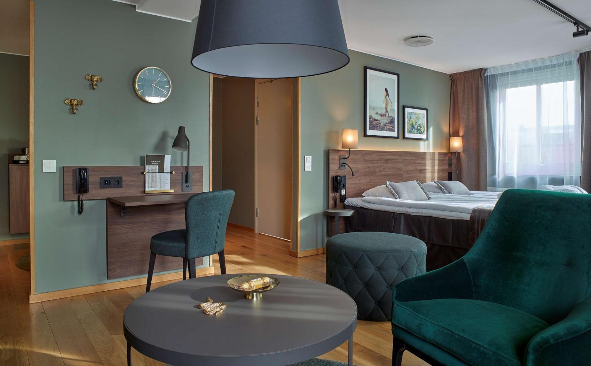 Scandic Ch Hotel 4*