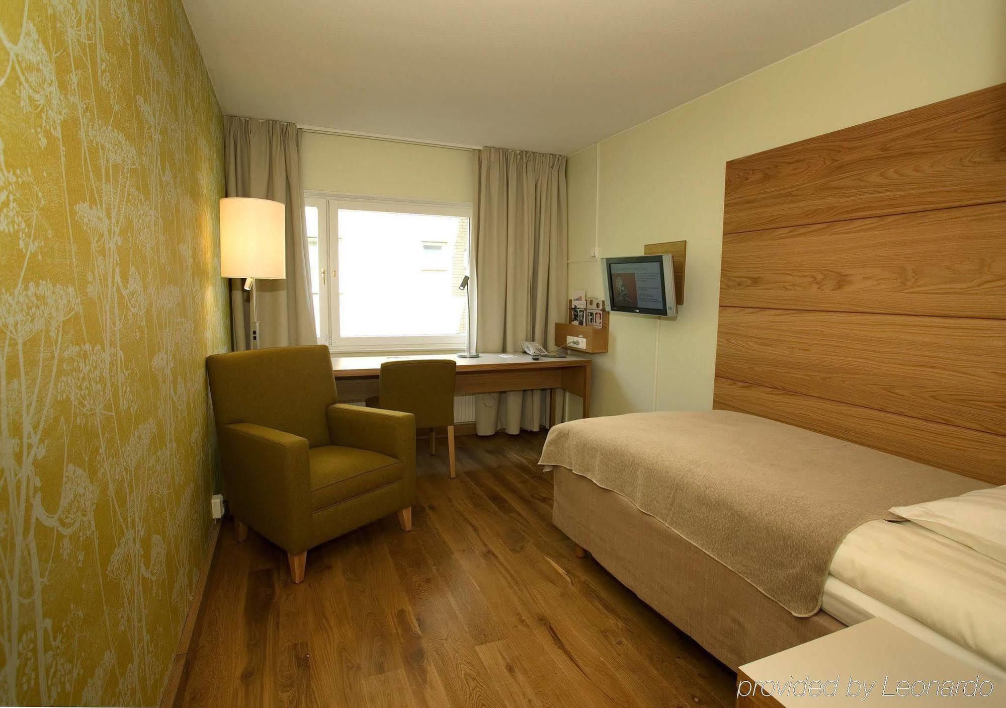 Scandic Ch 4*